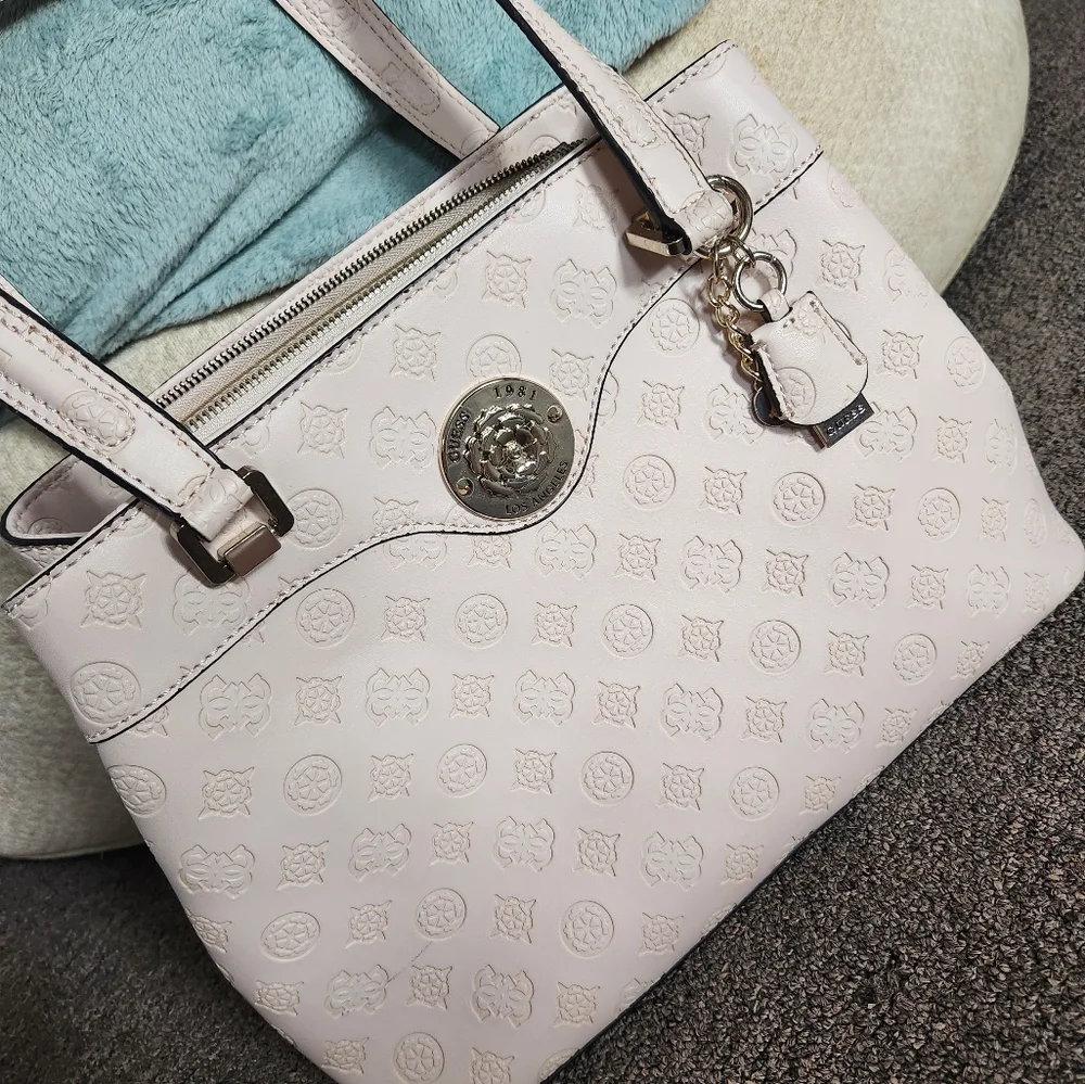 Guess Purse - Picture 2 of 2